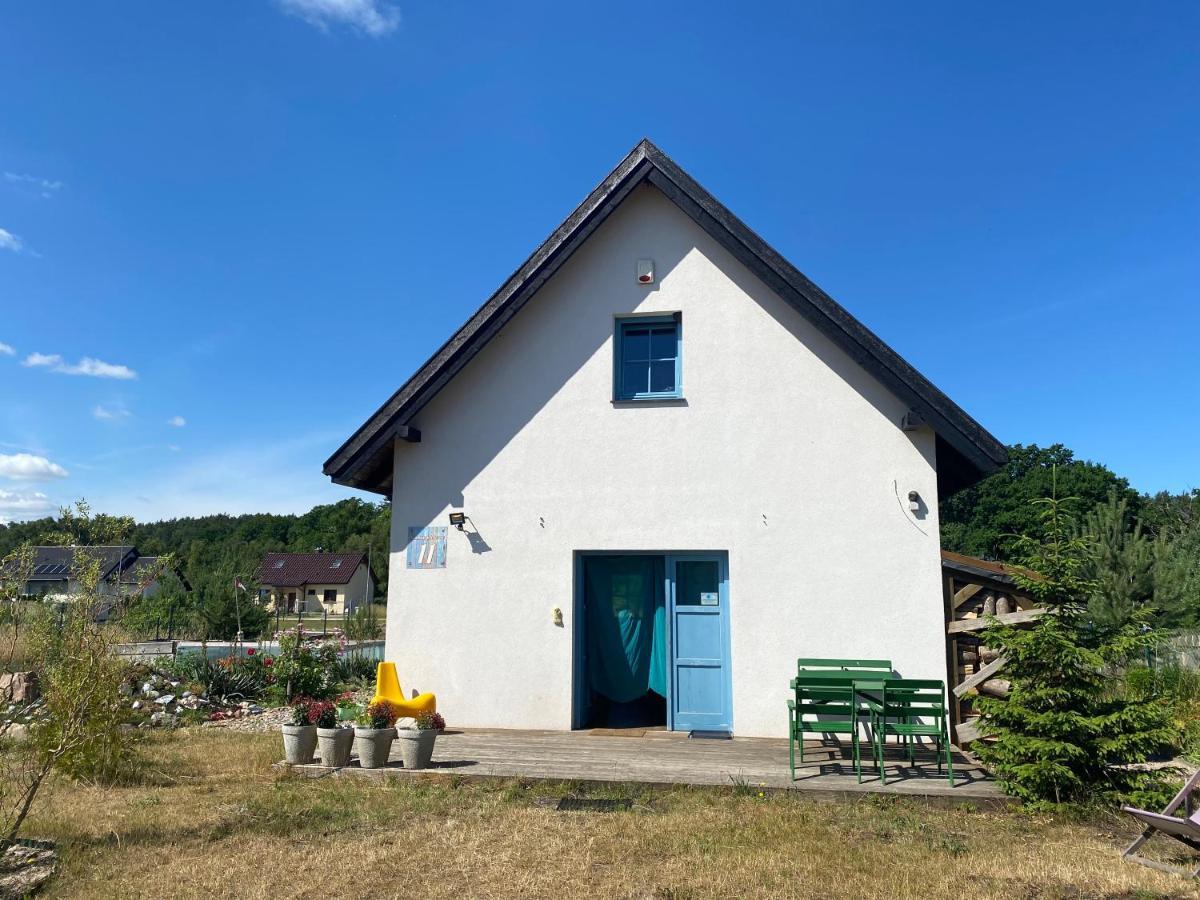 Dom Na Szumiacych Drzew Villa Debina  Exterior photo